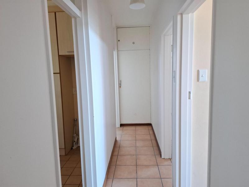 To Let 2 Bedroom Property for Rent in Strand Western Cape